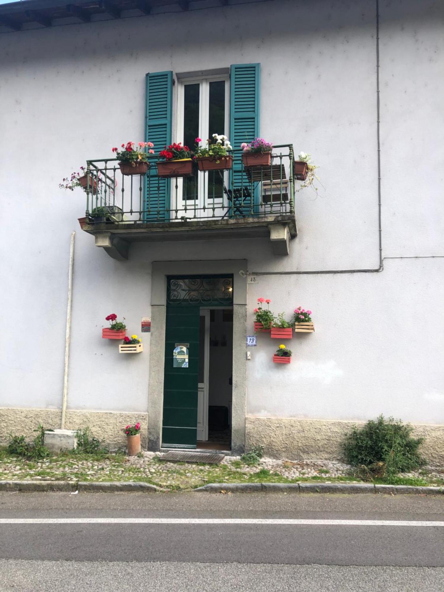 Casa Ortensia Blu Maslianico Exteriér fotografie